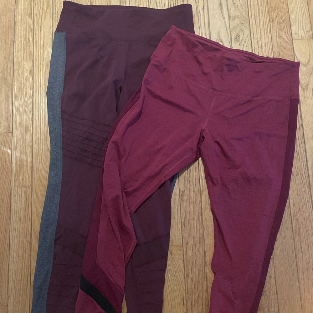 Set of Maroon work out leggings!